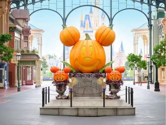 ハロウィーン装飾のフォトスポット